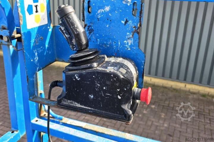 Scissor lift Genie GS3246 Electric, Working Height 11.75 m, 318kg Cap