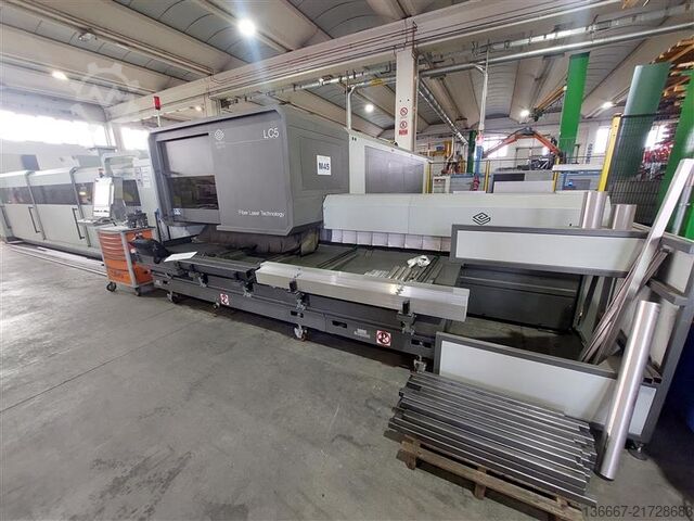 Sheet metal processing center Adige Sys LC5