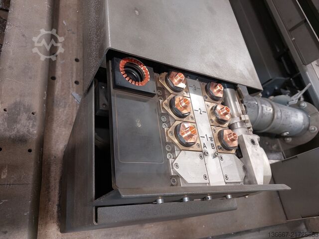 Sheet metal processing center Adige Sys Macchina taglio laser LC5, combinata tub