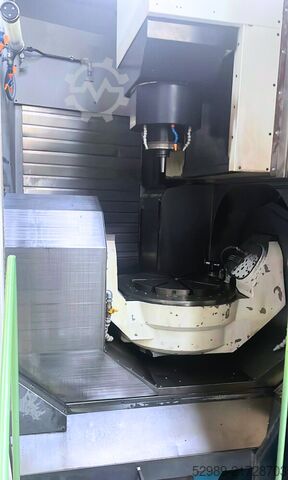 Vertical machining center MAKINO D500