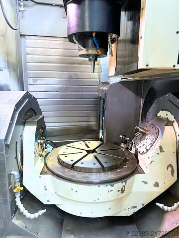 Vertical machining center MAKINO D500