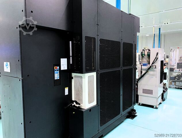 Vertical machining center MAKINO D500