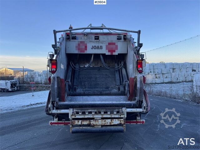 Abfallsammelfahrzeug Volvo FM460 6x2 compactor truck with Joab 1 chamber