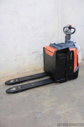 Niederhubwagen BT LPE 200