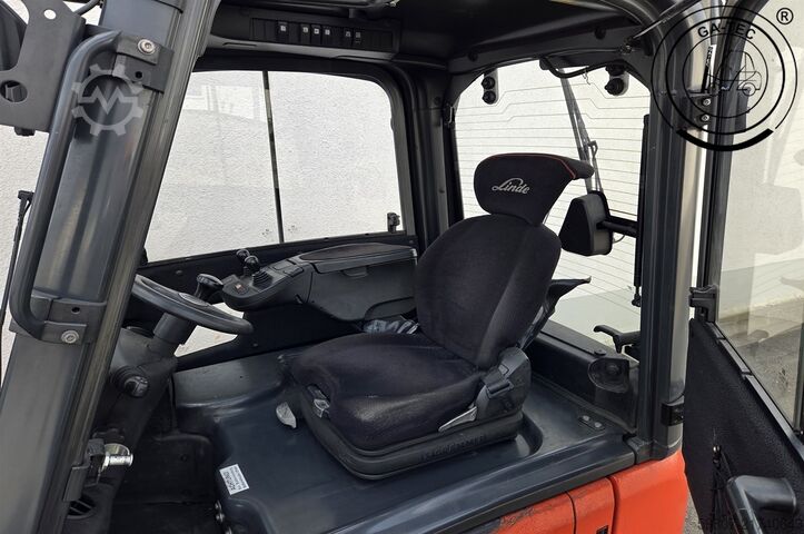 Electric 4-wheeler Linde E20PH