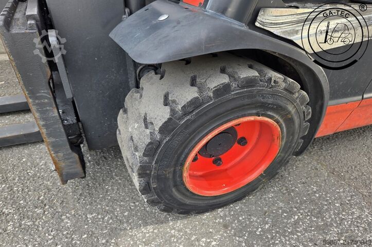 Electric 4-wheeler Linde E20PH