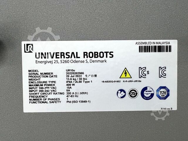 Industrial robot Universal Robots UR10e