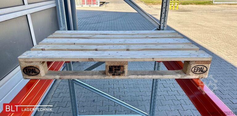 Heavy-duty shelf ca. 100,16 lfm. Palettenregale H: 250 cm Fachlast: 3000 kg , 324 Palettenplätze
