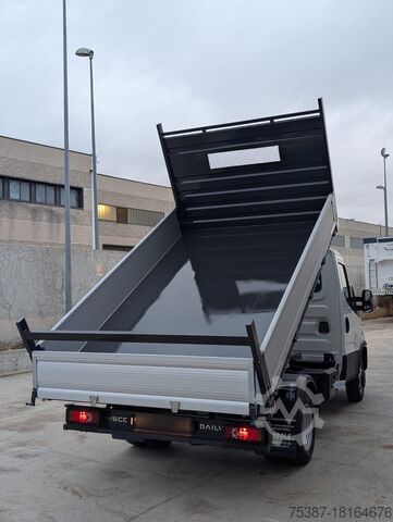 Tipper truck Iveco Daily 35