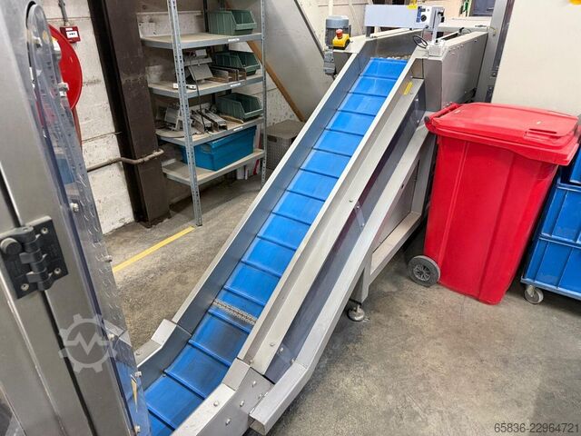 Komplette Wiege-, Verpackungs- und Kartonierlinie mit Yamato und GEA SmartPacker SX400 GEA SmartPacker SX400