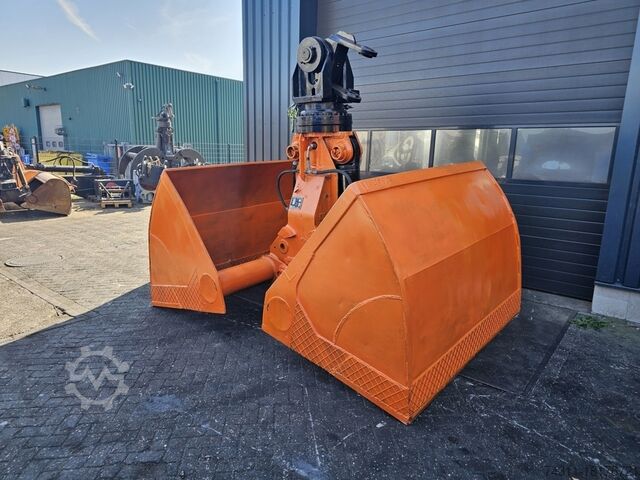 Material handler JB clamshell 5500 liter fuchs liebherr sennebogen mantsinnen