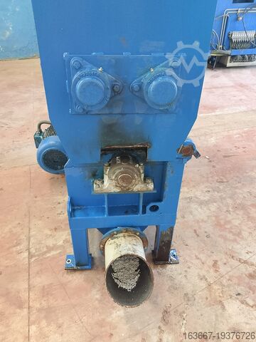 Brecher / Zerkleinerer / Mühle plus Entstauber Wieser Vorbrecher DV 1350-V