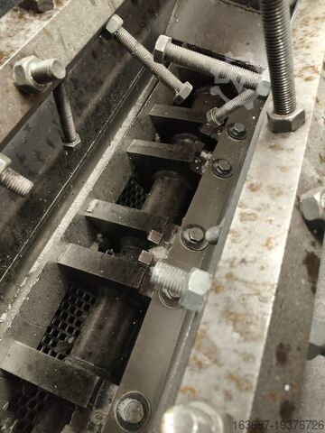 Brecher / Zerkleinerer / Mühle plus Entstauber Wieser Vorbrecher DV 1350-V