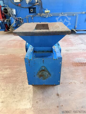 Brecher / Zerkleinerer / Mühle plus Entstauber Wieser Vorbrecher DV 1350-V