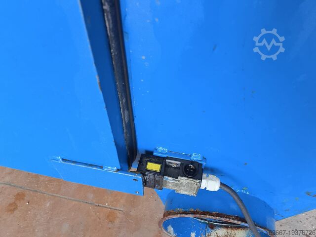 Brecher / Zerkleinerer / Mühle plus Entstauber Wieser Vorbrecher DV 1350-V