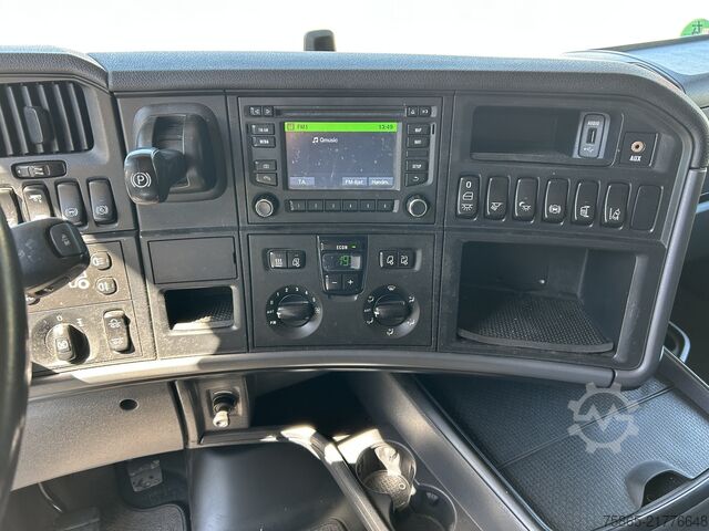 Standard tractor Scania R450 Topline / Retarder / 872 dkm / 6x2 / 2 Tan...