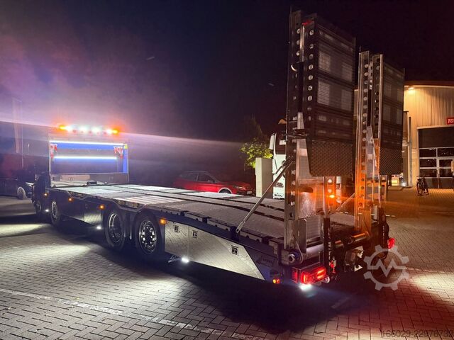 Abschleppwagen LKW MAN TGS 35.540  Maschinentransporter mit Rampen