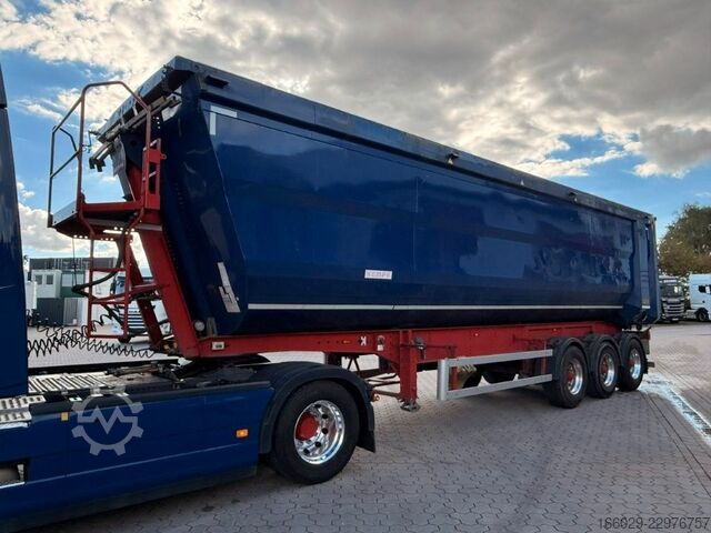 Tipper semitrailer KEMPF SKM 35/3 Stahlkippmulde 2 Liftachsen 50m³ 55m³