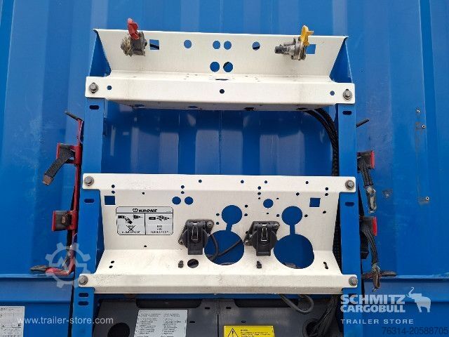 Auflieger mit Pritsche & Plane Krone Curtainsider Standard Staplerhalterung