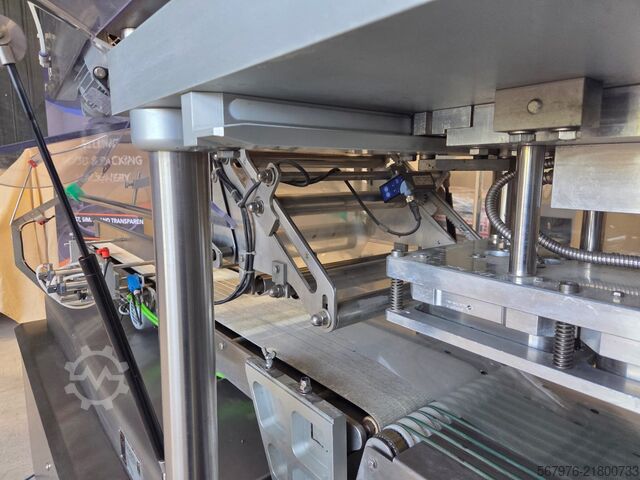 Tray sealer G. Mondini S.p.a. SF 90 Inline Sealing Machine