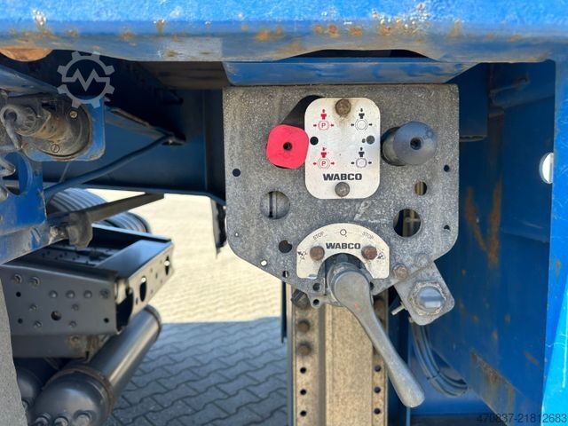 Tieflader-Sattelauflieger ES-GE Radmulden / Rampen