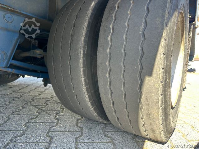 Tieflader-Sattelauflieger ES-GE Radmulden / Rampen