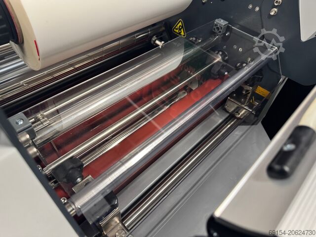 Laminating & digital foiling machine Vivid Matrix 370P