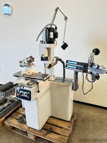 Universal tool grinding machine Deckel S11