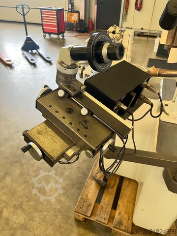Universal tool grinding machine Deckel S11