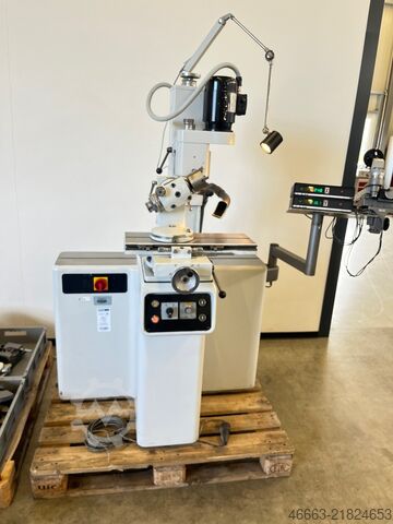 Universal tool grinding machine Deckel S11