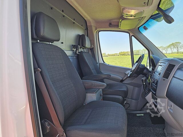 High-roof van MERCEDES-BENZ SPRINTER 316 L1H1 Euro6 Automaat!