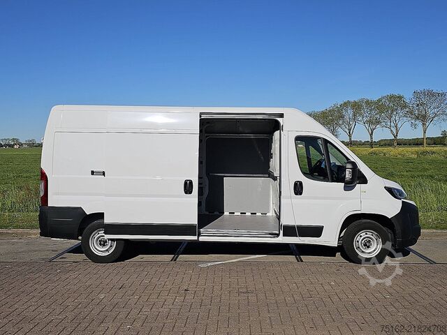 High-roof van FIAT DUCATO 2.2 L3H2 Navi Carplay!
