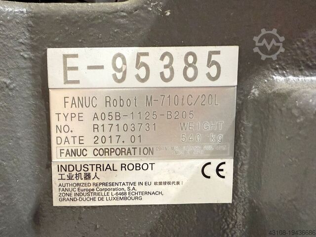 Industrial robot FANUC M-710iC/20L