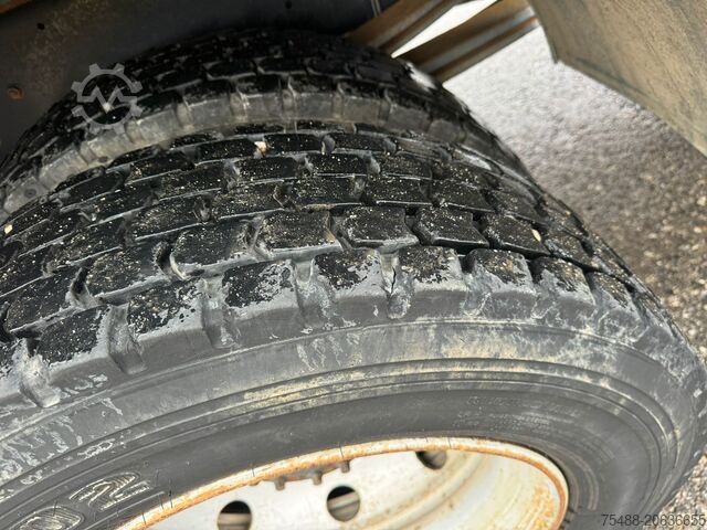 TRILATERAL TIPPING BODY RENAULT MIDLUM 160-210 2 ASSI 4X2