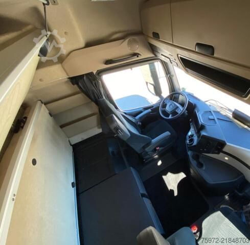 Volume tractor unit  Actros 1845 LS nRL Low Liner