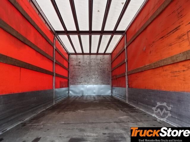 Flatbed truck with tarp  Atego 1530 L
