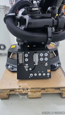 Industrial robot KUKA KR 210 R3100 ultra + KR C4