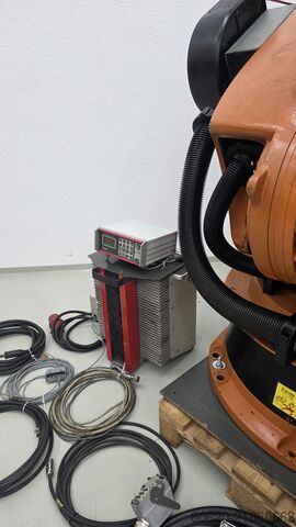 Schweißroboter KUKA KR 240-2 2000 KUKA / SKS "KR 240-2 2000 + KRC2 ed05 + SKS LSQ 4