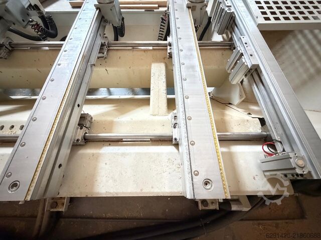 Machining center SCM RECORD 132 TVN