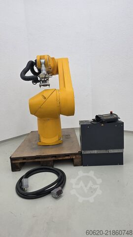 Industrieroboter Stäubli RX160 + CS8C