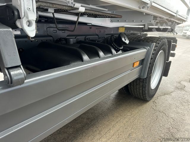 Three-sided tipper truck MERCEDES-BENZ 1224 K Atego3 Kipper 3Seiten Hiab 078 HI Duo