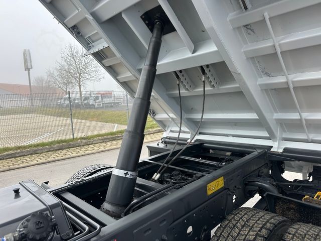 Truck mounted crane MERCEDES-BENZ 1224 K Atego3 Kipper 3Seiten Hiab 078 HI Duo