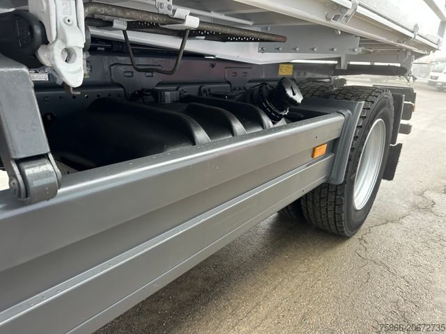 Truck mounted crane MERCEDES-BENZ 1224 K Atego3 Kipper 3Seiten Hiab 078 HI Duo