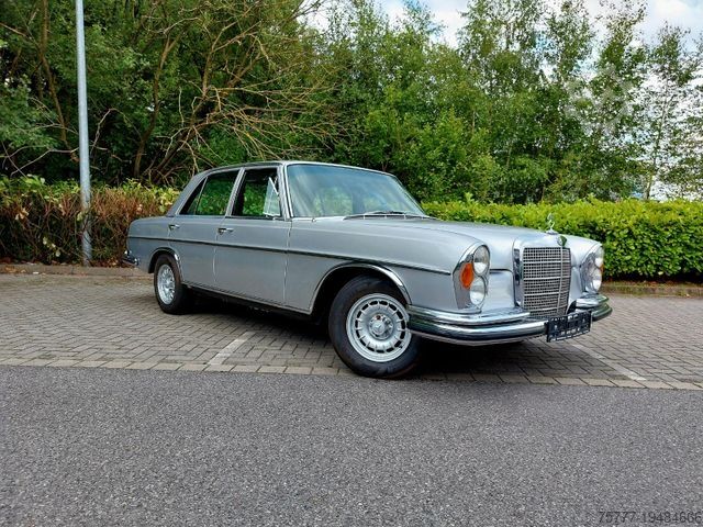 Van MERCEDES-BENZ 280 SE 3.5 Limousine W108