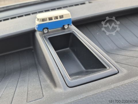 Kastenwagen Wohnmobil / Campervan VW Grand California 680 *177*Automatik*Solar*