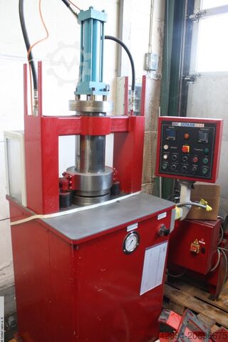 Honmaschine - Außen - Vertikal Kennametal Model 77C