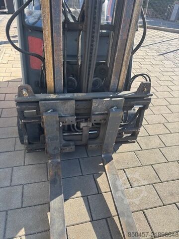 Diesel Forklifts Linde H18D