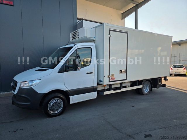 Refrigerator body van MERCEDES-BENZ Sprinter 516 / Frigo / Thermo King Cool/Wenig Km