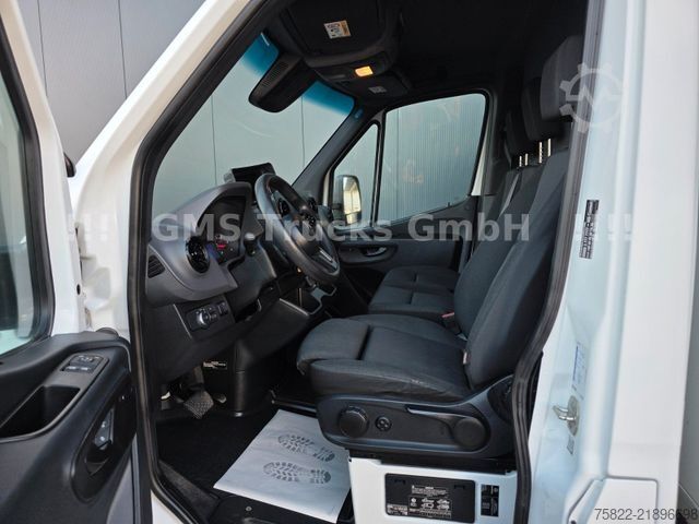 Refrigerator body van MERCEDES-BENZ Sprinter 516 / Frigo / Thermo King Cool/Wenig Km
