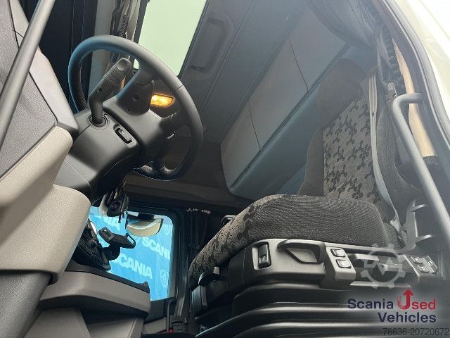 Standard tractor unit Scania S 560 A6x2/4NA RETARDER DIFF-L P-AIRCO LED SMART2